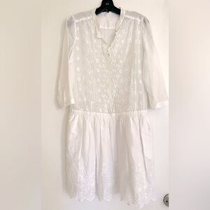 🐚 BCBGMAXAZRIA 🐚 White Eyelet Button-Down Dress. Size M